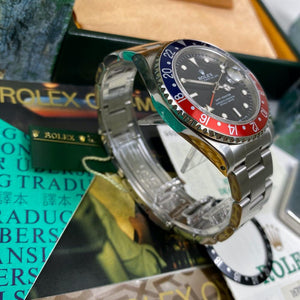 Rolex GMT Master 16700 Pepsi Bezel & Tritium Dial (1998 - U Serial) - Swiss Watch Trader 