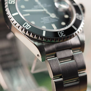 Rolex Submariner 16610 (1999) - Swiss Watch Trader
