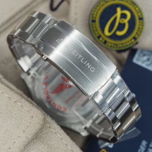 Breitling Avenger 42 A17328 (2025)