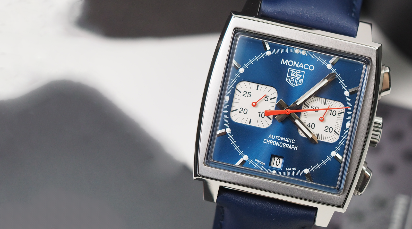 Tag heuer monaco blue on sale face