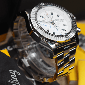 Breitling Super Avenger A13370 (2013) - Swiss Watch Trader