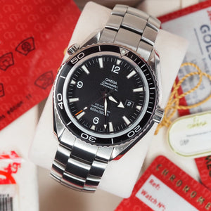 Omega Seamaster Planet Ocean 22005000 (2010) - Swiss Watch Trader