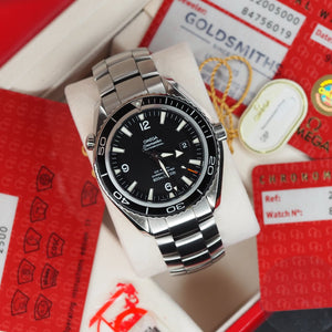 Omega Seamaster Planet Ocean 22005000 (2010) - Swiss Watch Trader