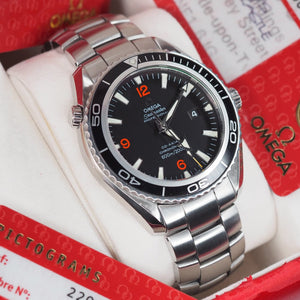 Omega Seamaster Planet Ocean 22005100 (2009) - Swiss Watch Trader