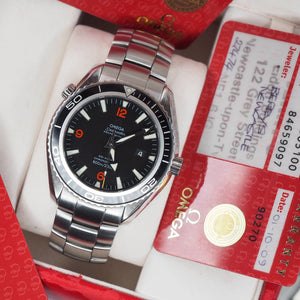 Omega Seamaster Planet Ocean 22005100 (2009) - Swiss Watch Trader