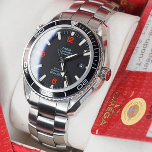 Omega Seamaster Planet Ocean 22005100 (2009) - Swiss Watch Trader