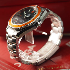 Omega Seamaster Planet Ocean 22085000 (2010) - Swiss Watch Trader