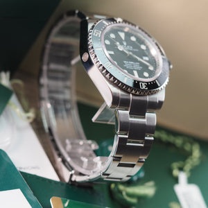 Rolex Sea Dweller 4000 - 116600 (2016) - Swiss Watch Trader