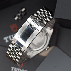 Tudor Black Bay 39 79660 (2023) - Swiss Watch Trader