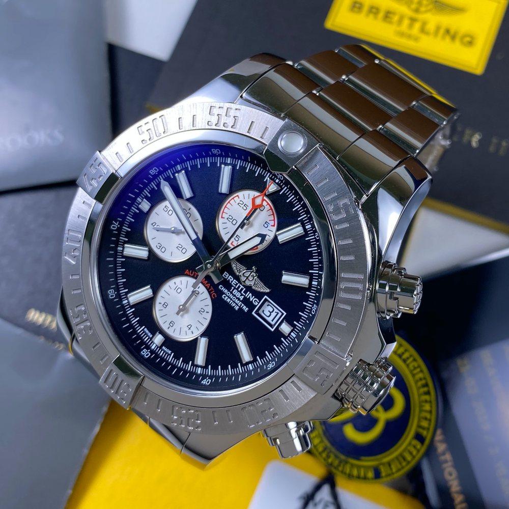 Breitling super avenger a13371 hot sale