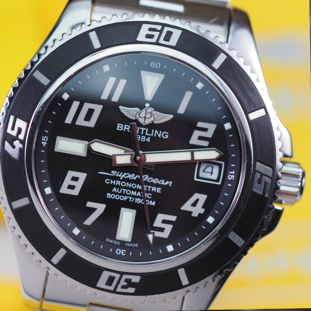 Breitling top superocean a17364