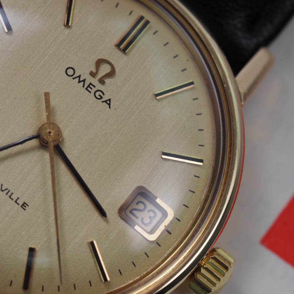 Omega quartz 1430 online gold