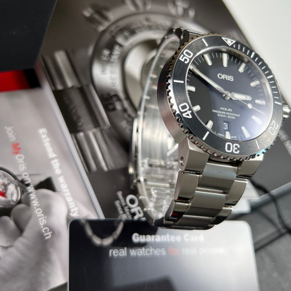 Oris aquis 39.5 online for sale