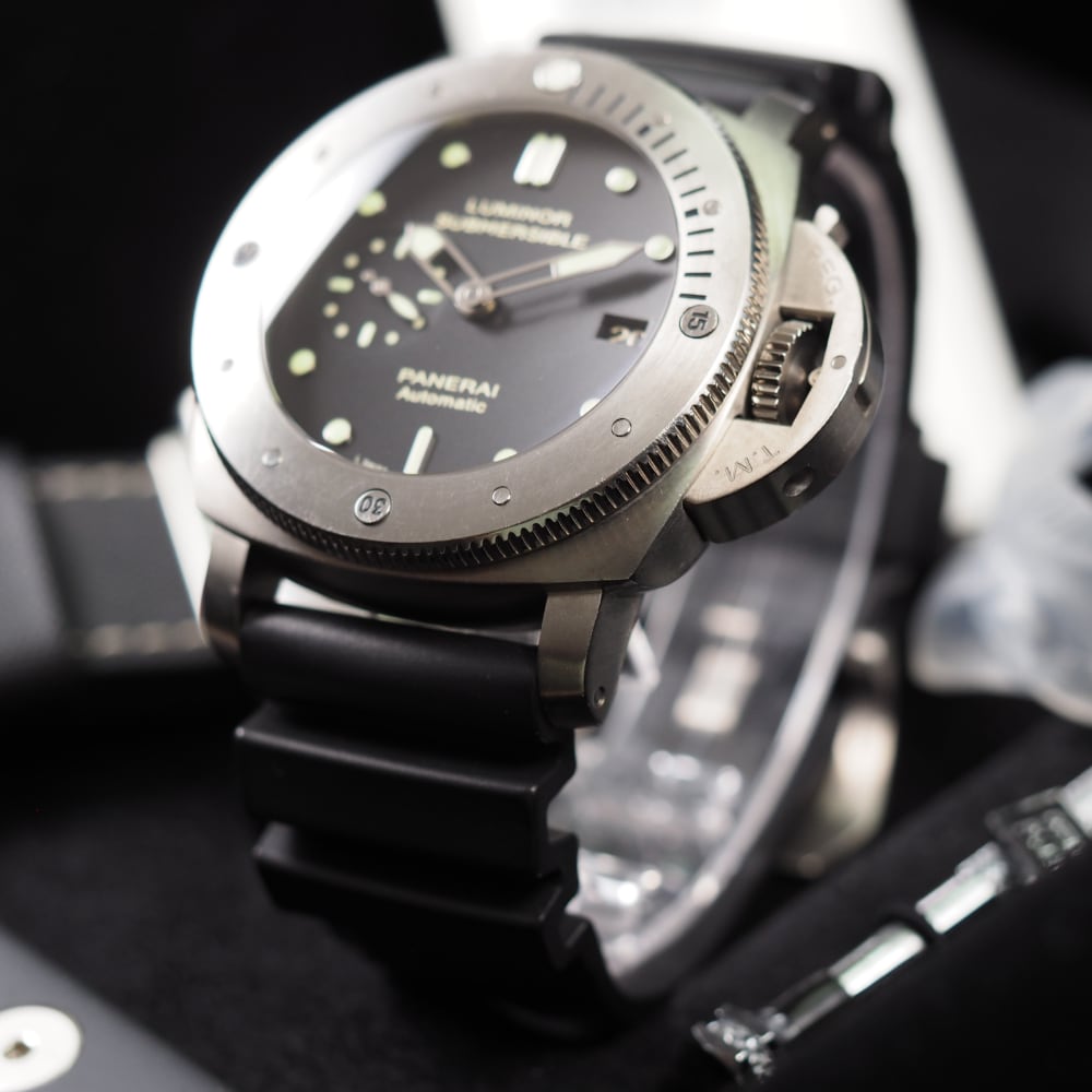 Panerai Luminor Submersible PAM00305 for Sale