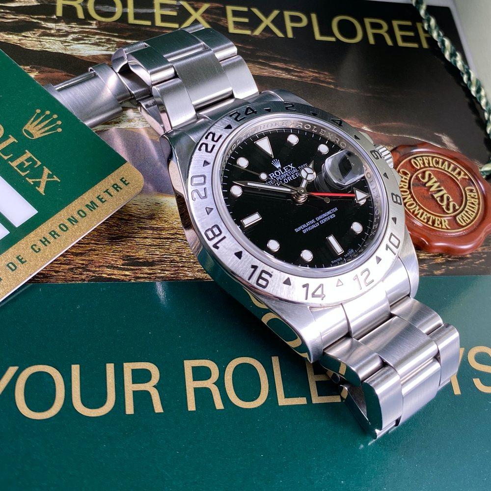 Rolex Explorer II 16570 2010 V Serial 3186 Movement Black Dial