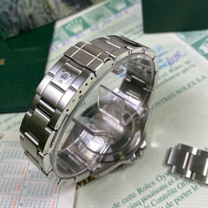 Rolex GMT Master 16700 Pepsi •SWISS DIAL• (1999 - A Serial) - Swiss Watch Trader 