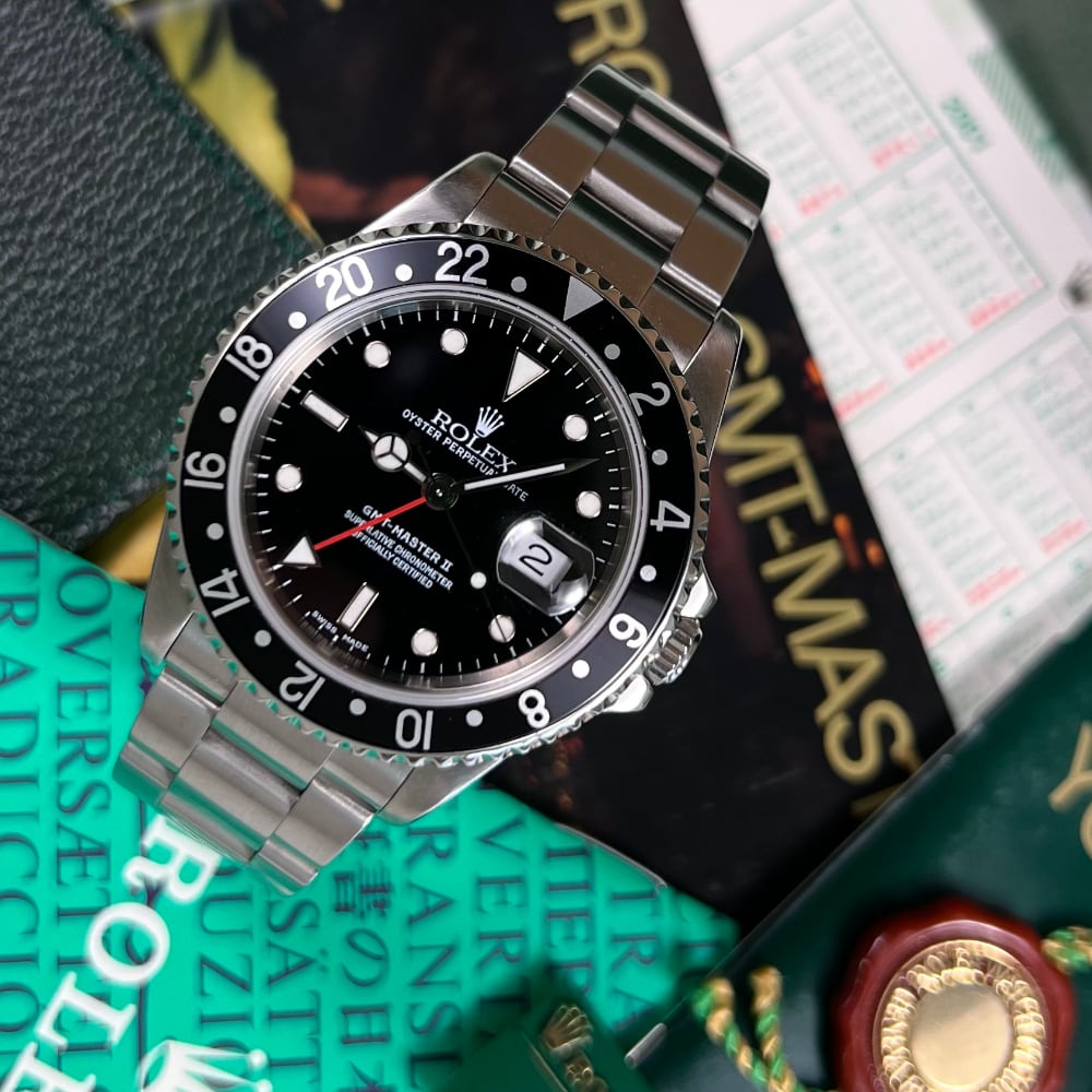 Rolex GMT Master II 16710 Black (2002) - Swiss Watch Trader