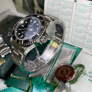 Rolex Sea Dweller 16600 (1990) - Swiss Watch Trader