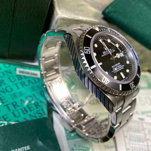 Rolex Sea Dweller 16660 •Triple Six• (1989) - Swiss Watch Trader 