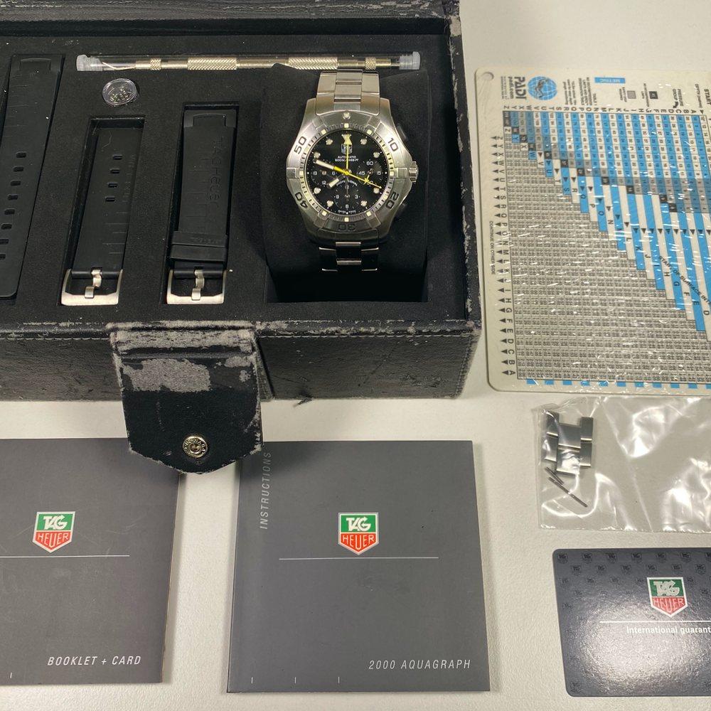 TAG Heuer Professional Aquagraph 2000 CN211A Swiss Watch Trader