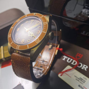 Tudor Black Bay Bronze 79250BM - Swiss Watch Trader
