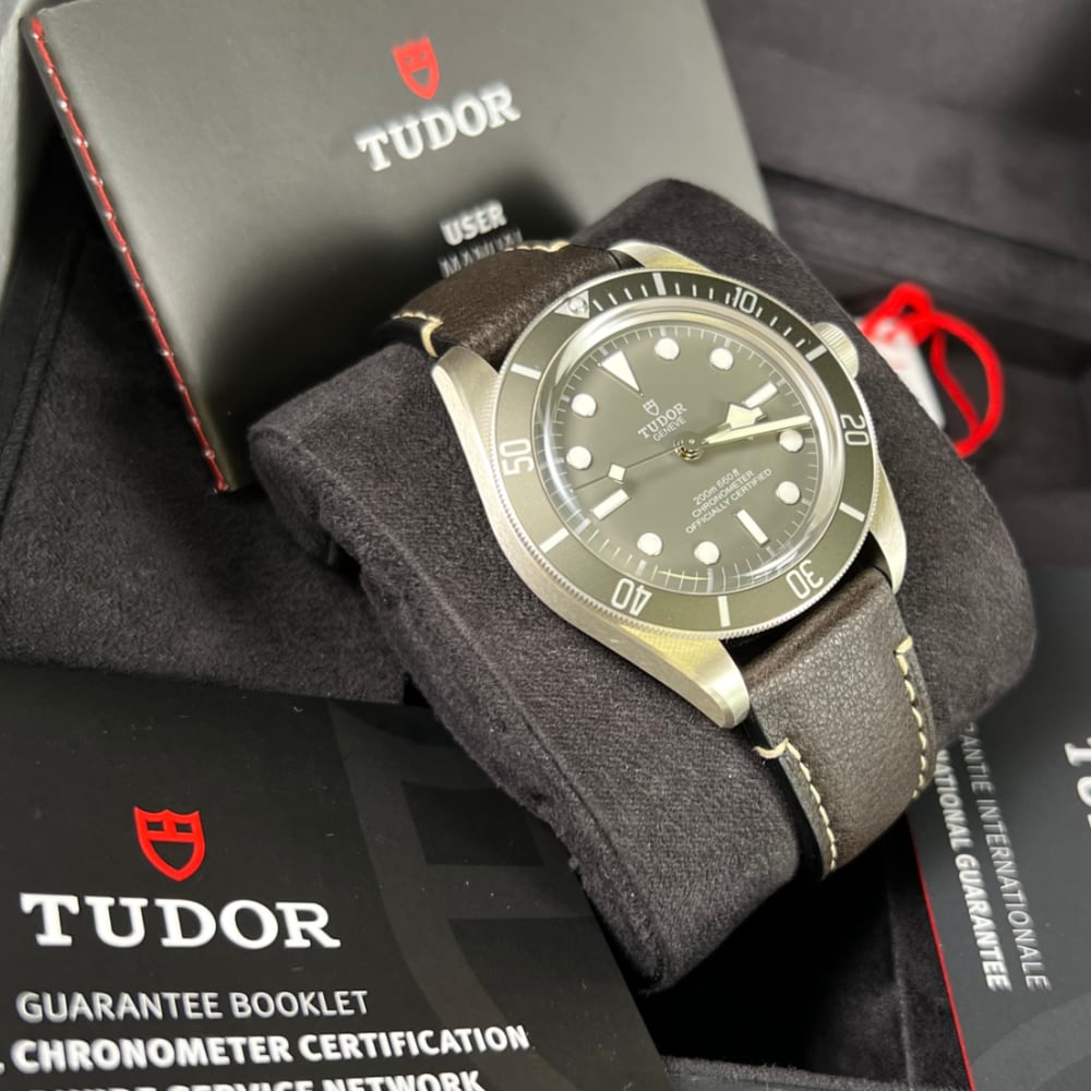 Tudor sale outlet