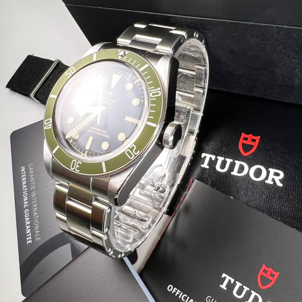 Tudor black discount bay green dial