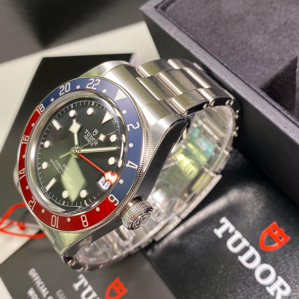 Tudor Heritage Black Bay GMT 79830RB Red Blue Pepsi Bezel